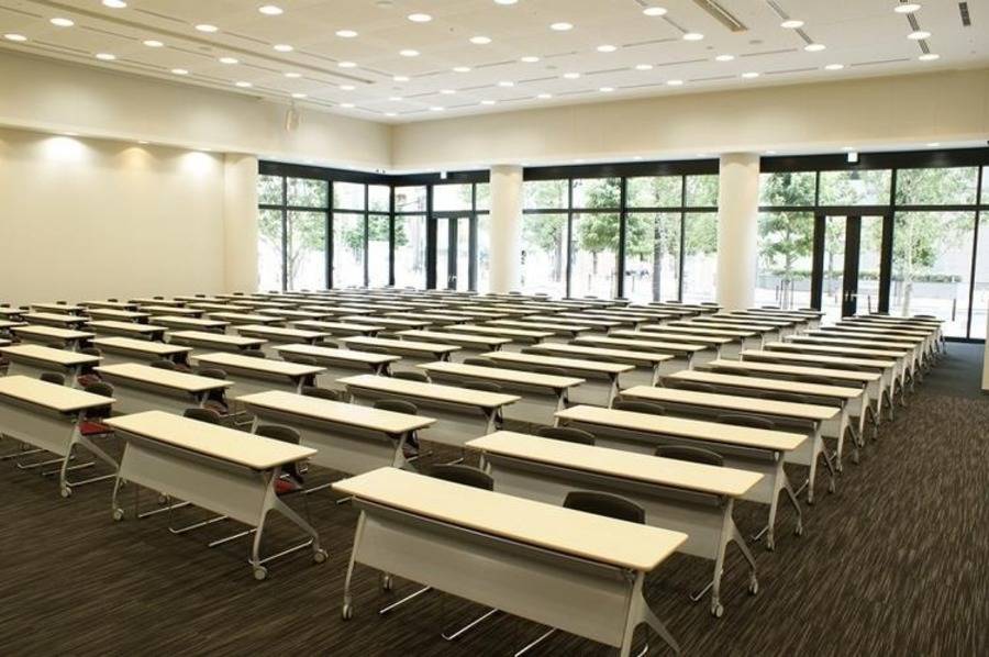 ベルサール飯田橋駅前HALL 全体-1