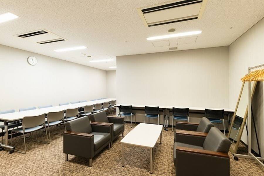 ベルサール渋谷ファーストB1 HALL-4