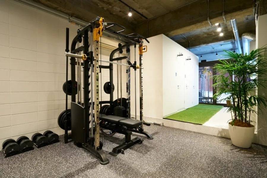 A9 GYM-1