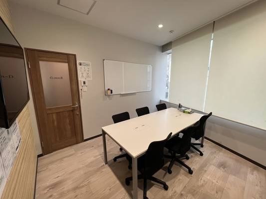 6名用会議室（RoomD）-3