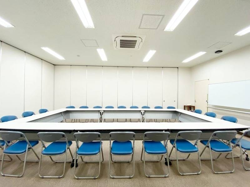 【久屋大通駅から徒歩2分】名古屋会議室 法研中部久屋大通店 第1会議室【最上階の明るく綺麗な会議室】