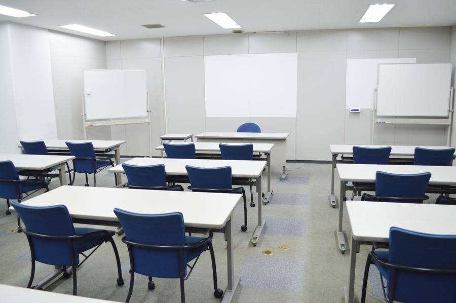 LMJ東京研修センター3S会議室-1