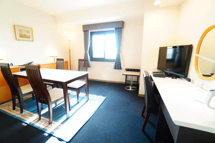 【レンタルスペース】【スペイシー】貸会議室 新豊橋駅 4名の画像