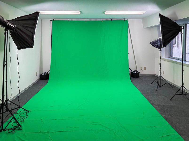 LLGSTUDIO-2