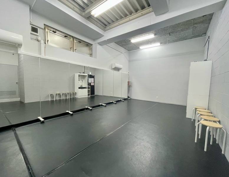 DANCE SPACE 365新代田店-1
