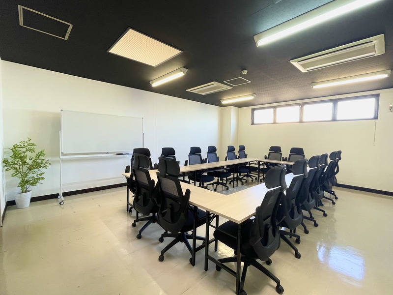 【レンタルスペース】【スペイシー】貸会議室 北上尾駅 16名の画像