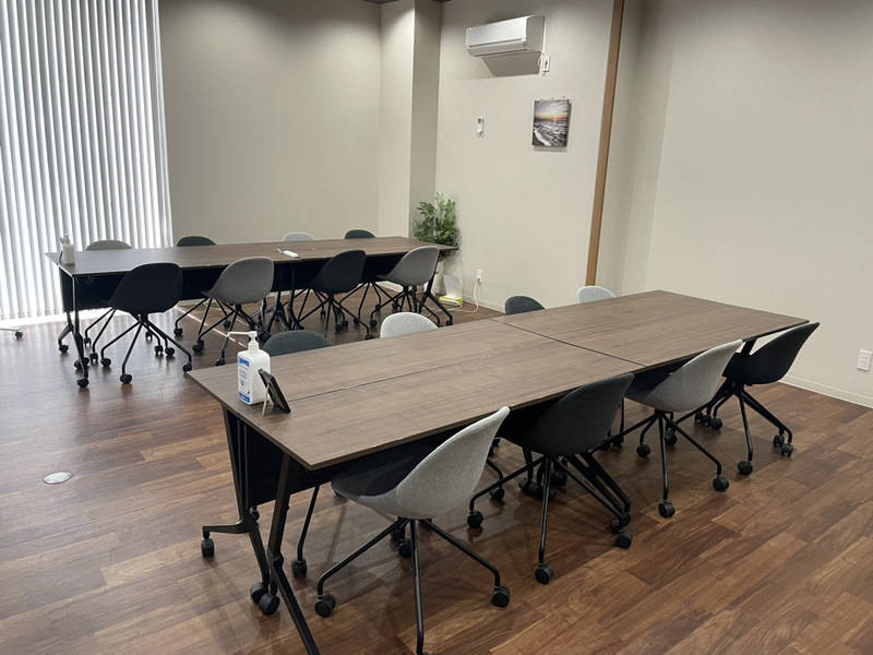 Connected Studio i/HUB セミナールーム-4