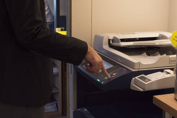 【6名会議室】完全個室で新橋駅より徒歩1分！-3