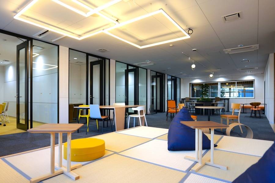 Komatsu 九CO-WORKING AREAルーム1-4