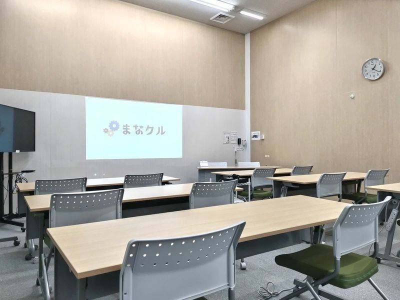 まなクル浜松 小研修室-4