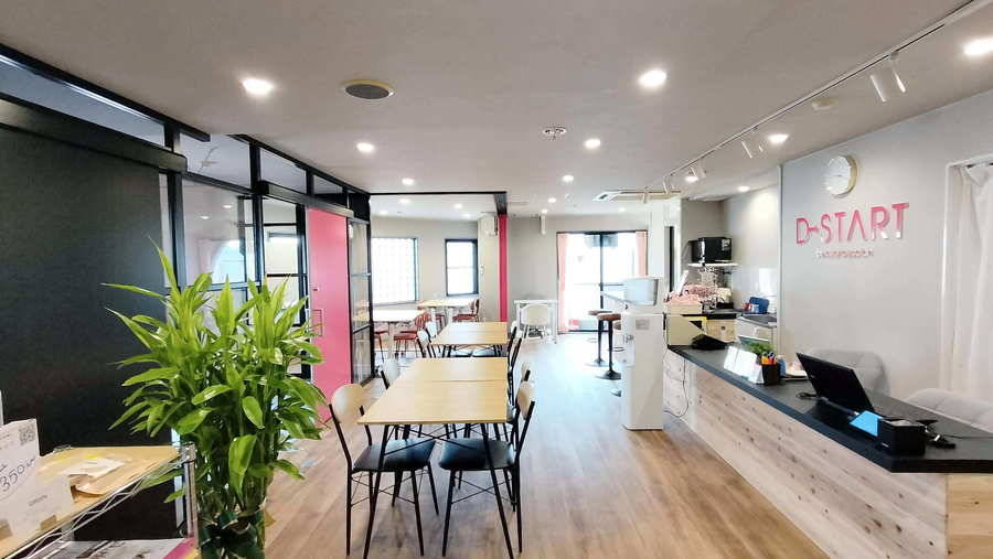 【レンタルスペース】【スペイシー】貸会議室 駅前大通駅 10名の画像