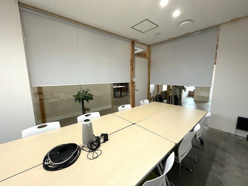 12名会議室 大型モニター Zoomマイク･スピーカー完備-4