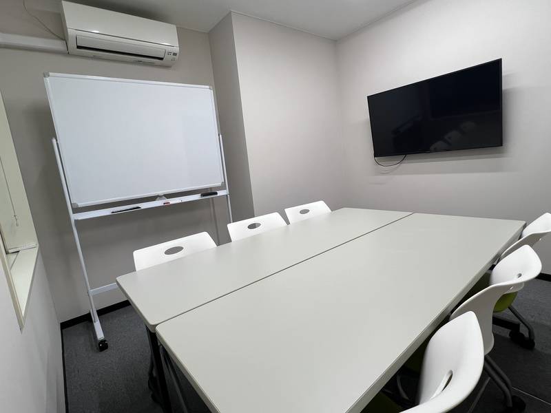 【レンタルスペース】【スペイシー】貸会議室 函館駅前駅 6名の画像