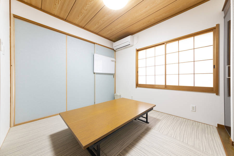 コミュニティスペースUrara トークルーム-1