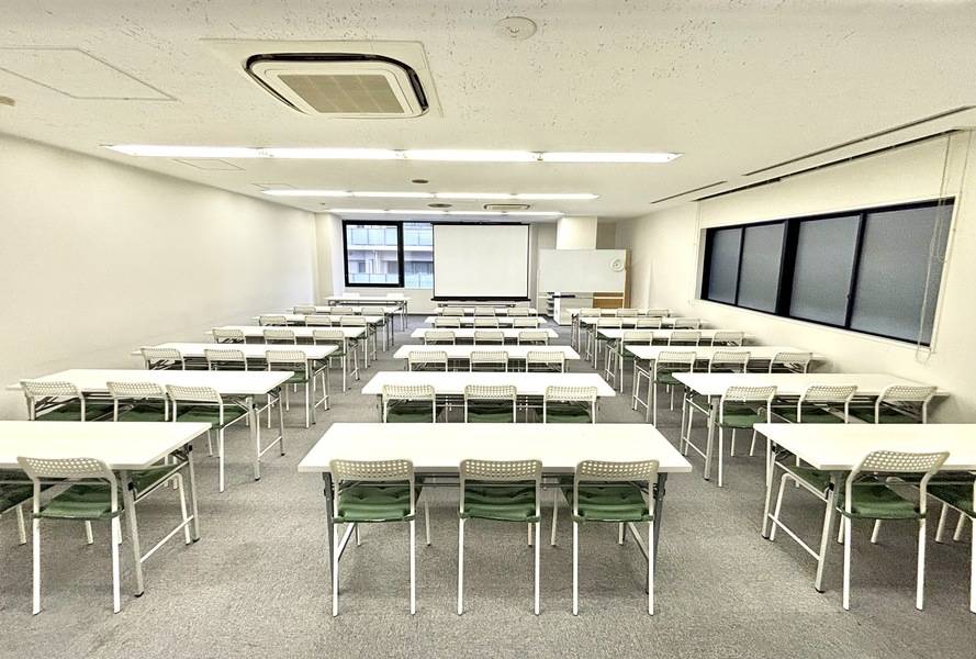 【レンタルスペース】【スペイシー】貸会議室 青葉通一番町駅 54名の画像
