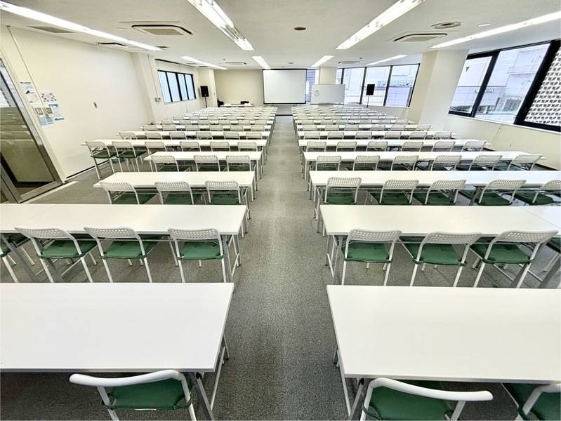 【レンタルスペース】【スペイシー】貸会議室 青葉通一番町駅 162名の画像