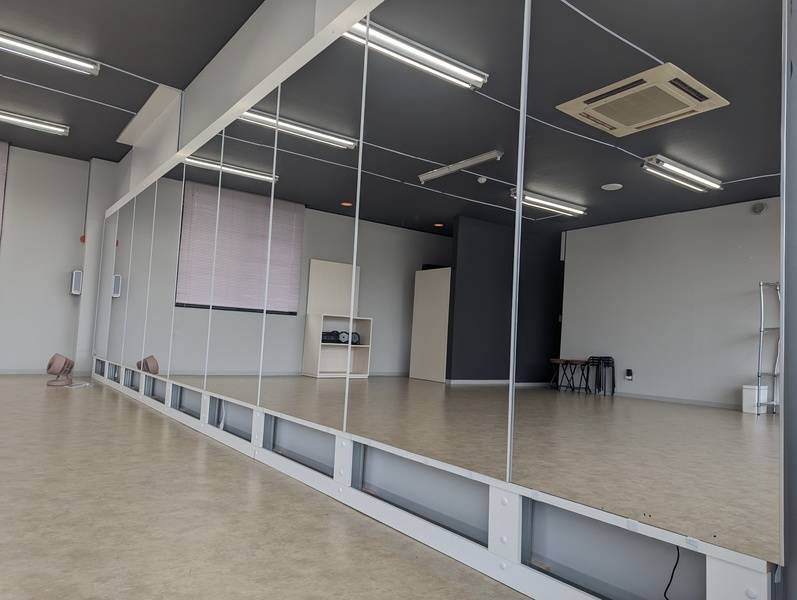 BLT studio-2