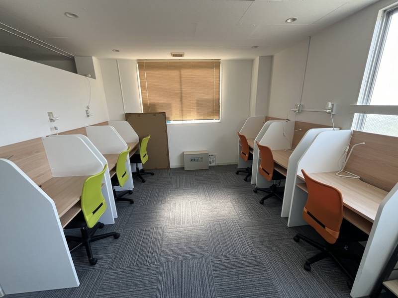 コワーク365うねの駅前店会議室-5