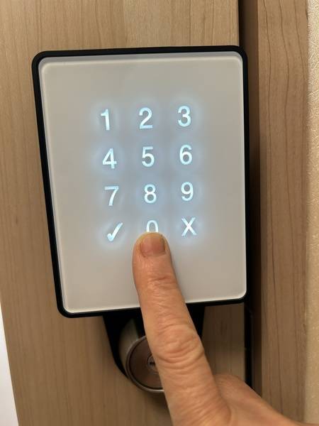 リモートワークスペース　カテナ 10号室4人-6