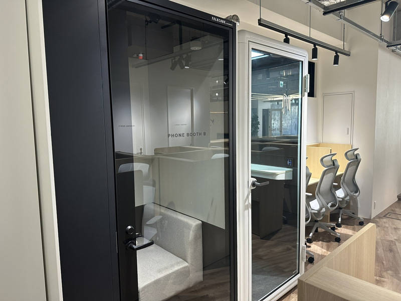 【大名天神】BOXタイプの完全個室！フォンブースB-1