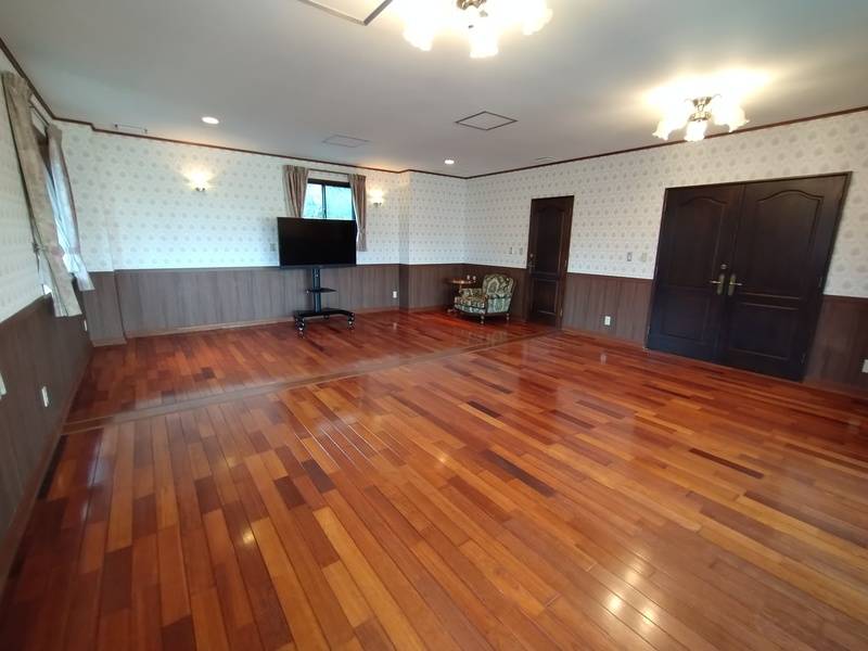 緑に囲まれたモダン空間｜ビジネス向け完全個室の貸し会議室-8