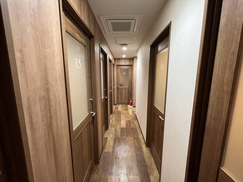 いいオフィス赤坂見附 ブース8-7