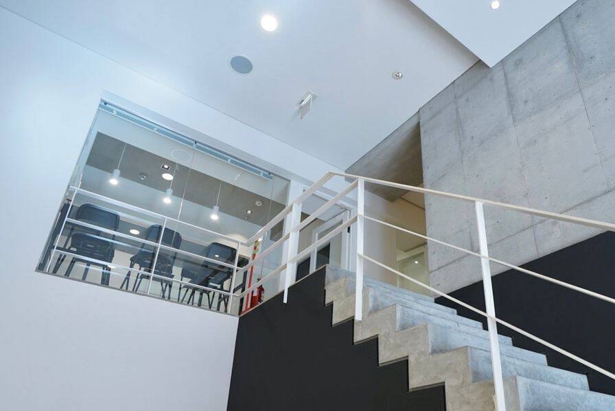 四ツ橋6名会議室 Centrum Meeting room B-4