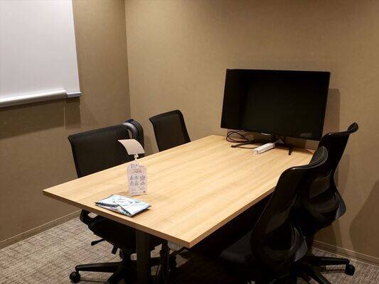 H1T秋葉原 ROOM 会議室 01(4名)-1