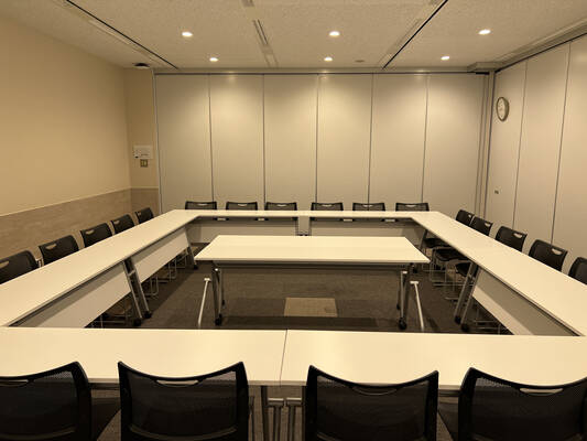 リロの会議室　コンフォート新宿会場　Room E-2