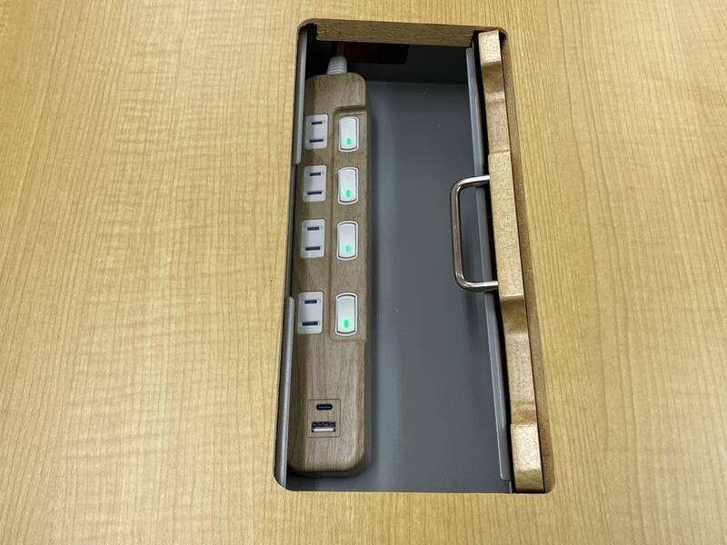 Wise space Room806-14