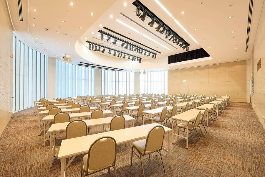 ブリーゼプラザ　ホール＆カンファレンス　小ホール-4