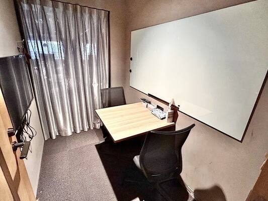 H1T新宿西口 会議室 03-1