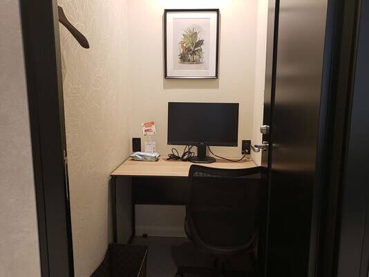 H1T新宿三丁目 ROOM W 04-1