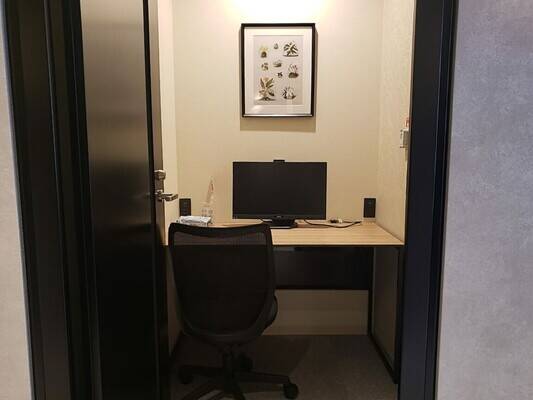 H1T新宿三丁目 ROOM W 15-1