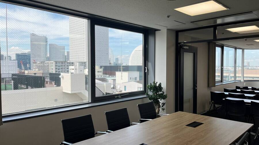 横浜赤レンガ倉庫・コスモワールド・富士山を一望する大スペース「みなと」-4