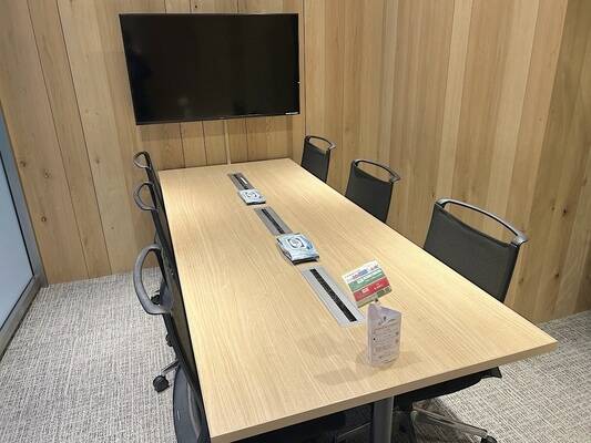 H1T新橋汐留口 会議室 01-2