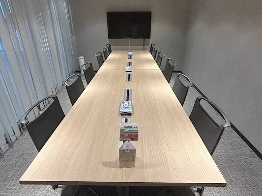 H1T新橋汐留口 会議室 02-2