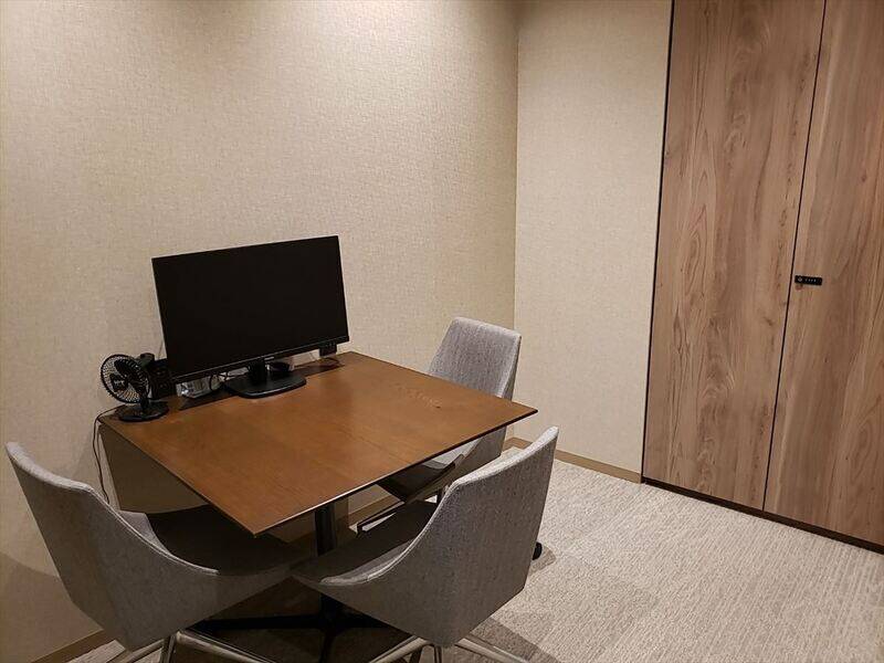H1T浦和 会議室 02-1