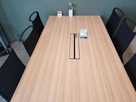 H1T川口 会議室-2