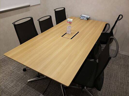 H1T武蔵浦和 会議室 01(6名)-1