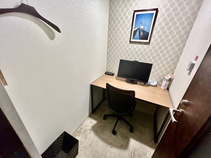 【レンタルスペース】【スペイシー】貸会議室 京成千葉駅 1名の画像