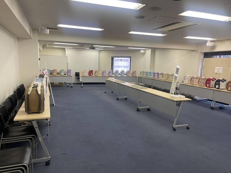 ＳＭＧ貸し会議室　サンワールドビル6階2号室-8