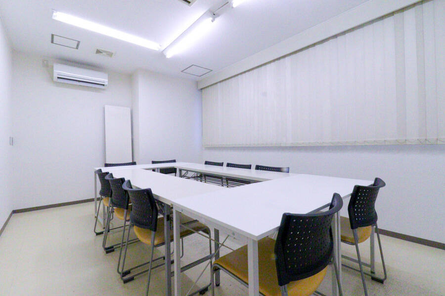 ふれあい貸し会議室 心斎橋C-12