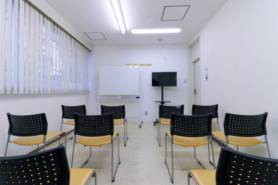 ふれあい貸し会議室 心斎橋C-13