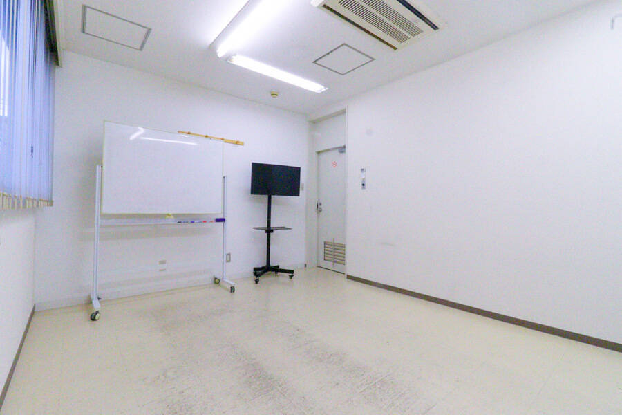 ふれあい貸し会議室 心斎橋C-19