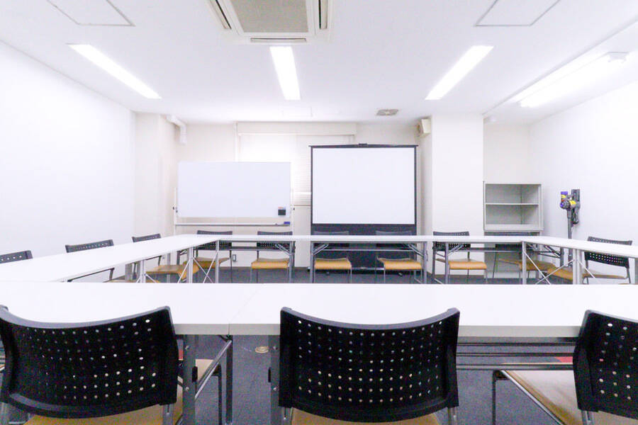 ふれあい貸し会議室 心斎橋E-11