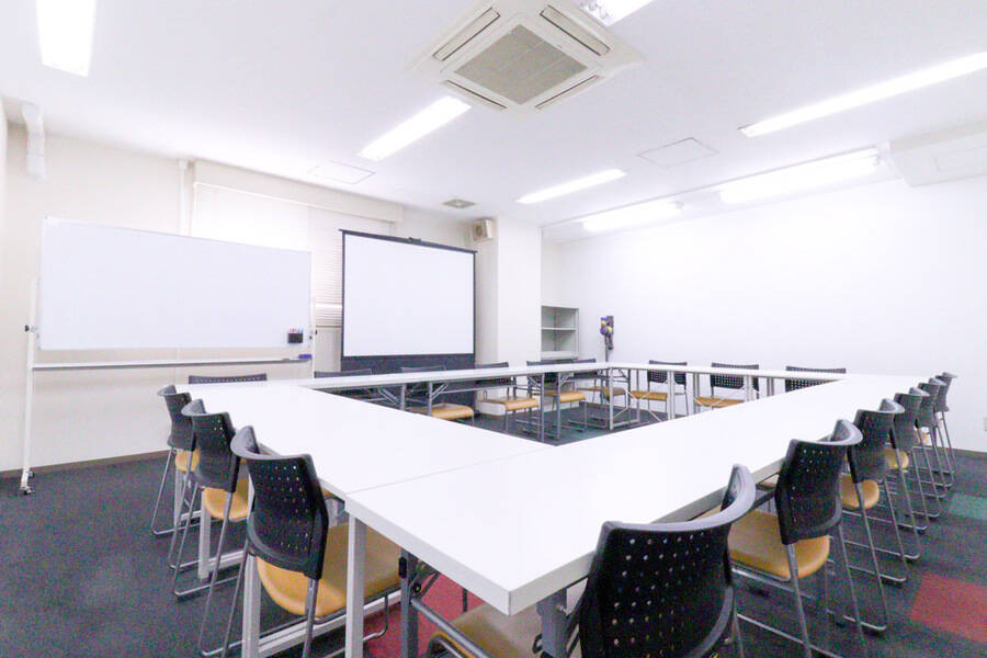 ふれあい貸し会議室 心斎橋E-12