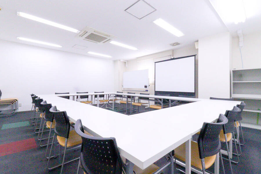 ふれあい貸し会議室 心斎橋E-13