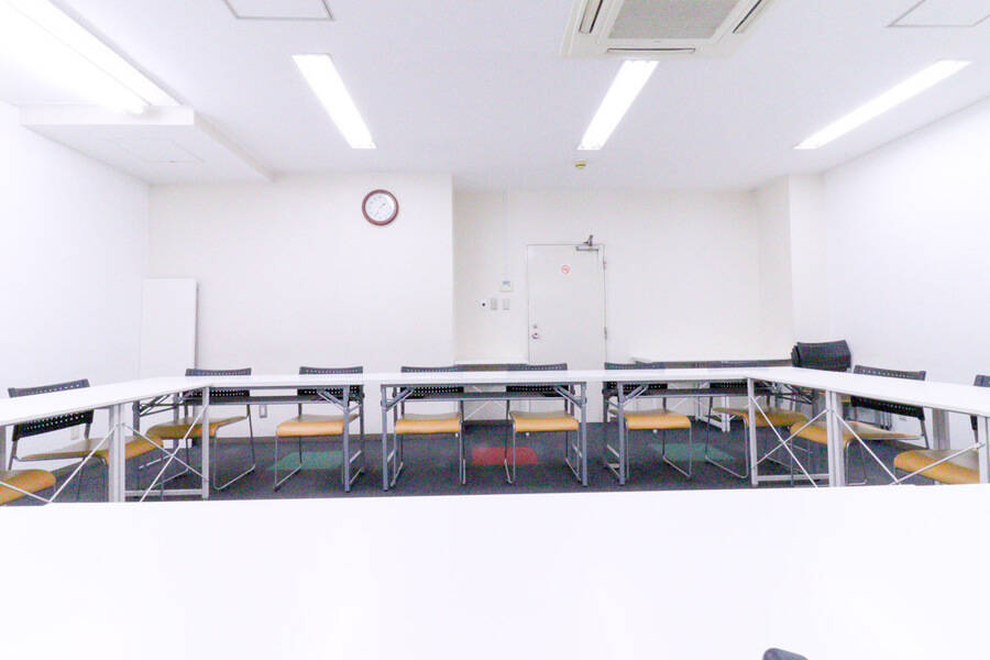 ふれあい貸し会議室 心斎橋E-15