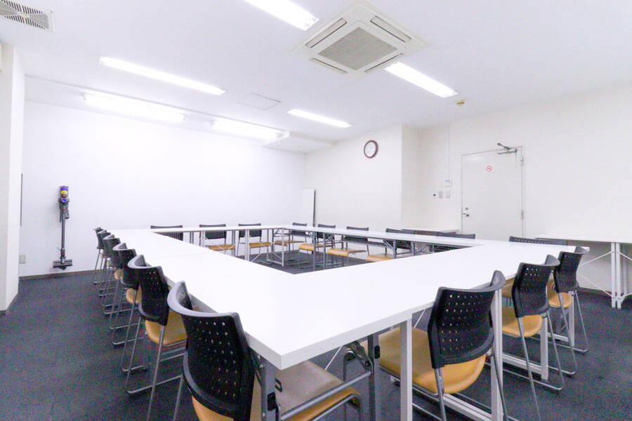 ふれあい貸し会議室 心斎橋E-16